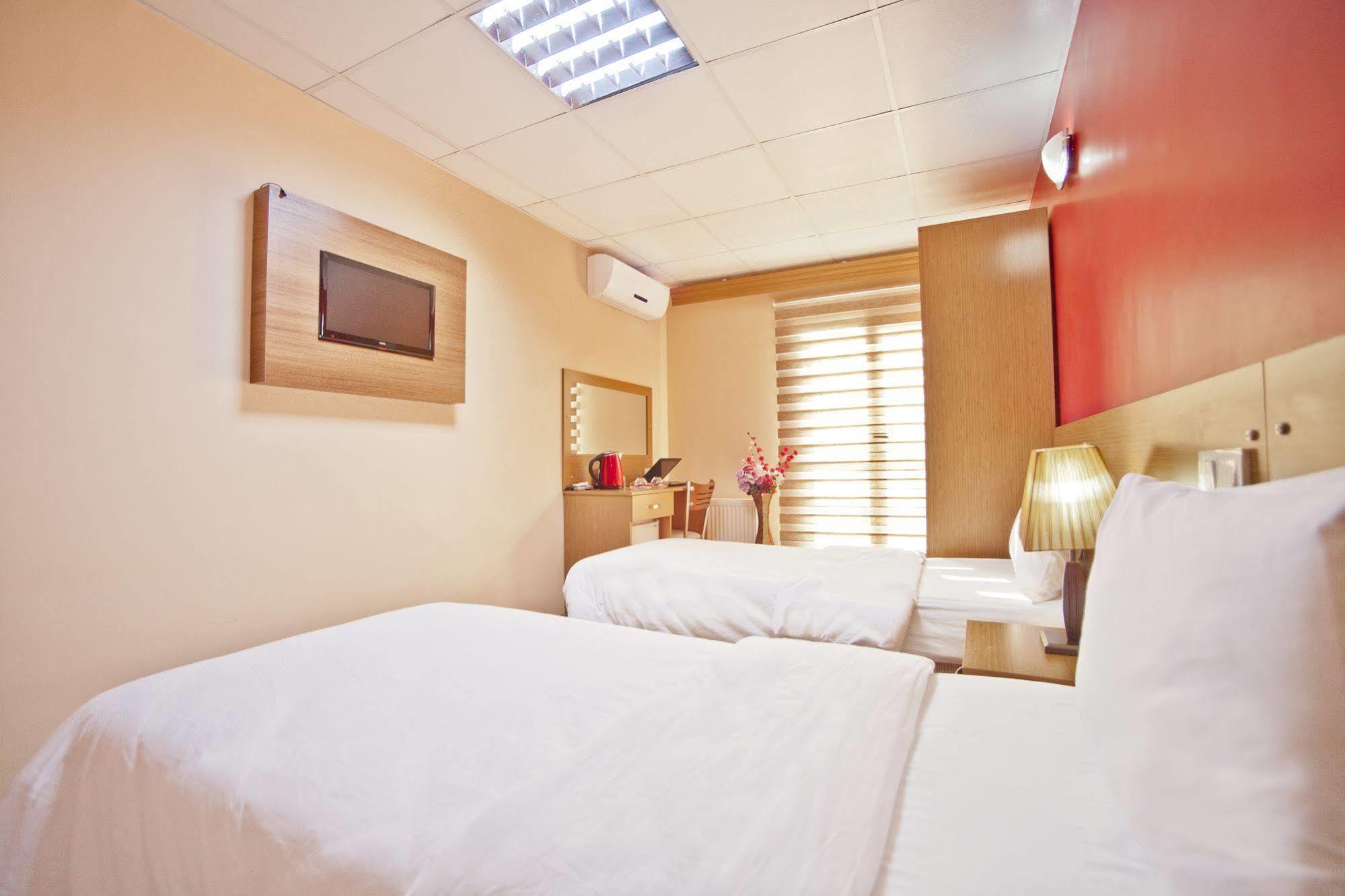 Avcilar Vizyon Hotel Istanboel Buitenkant foto